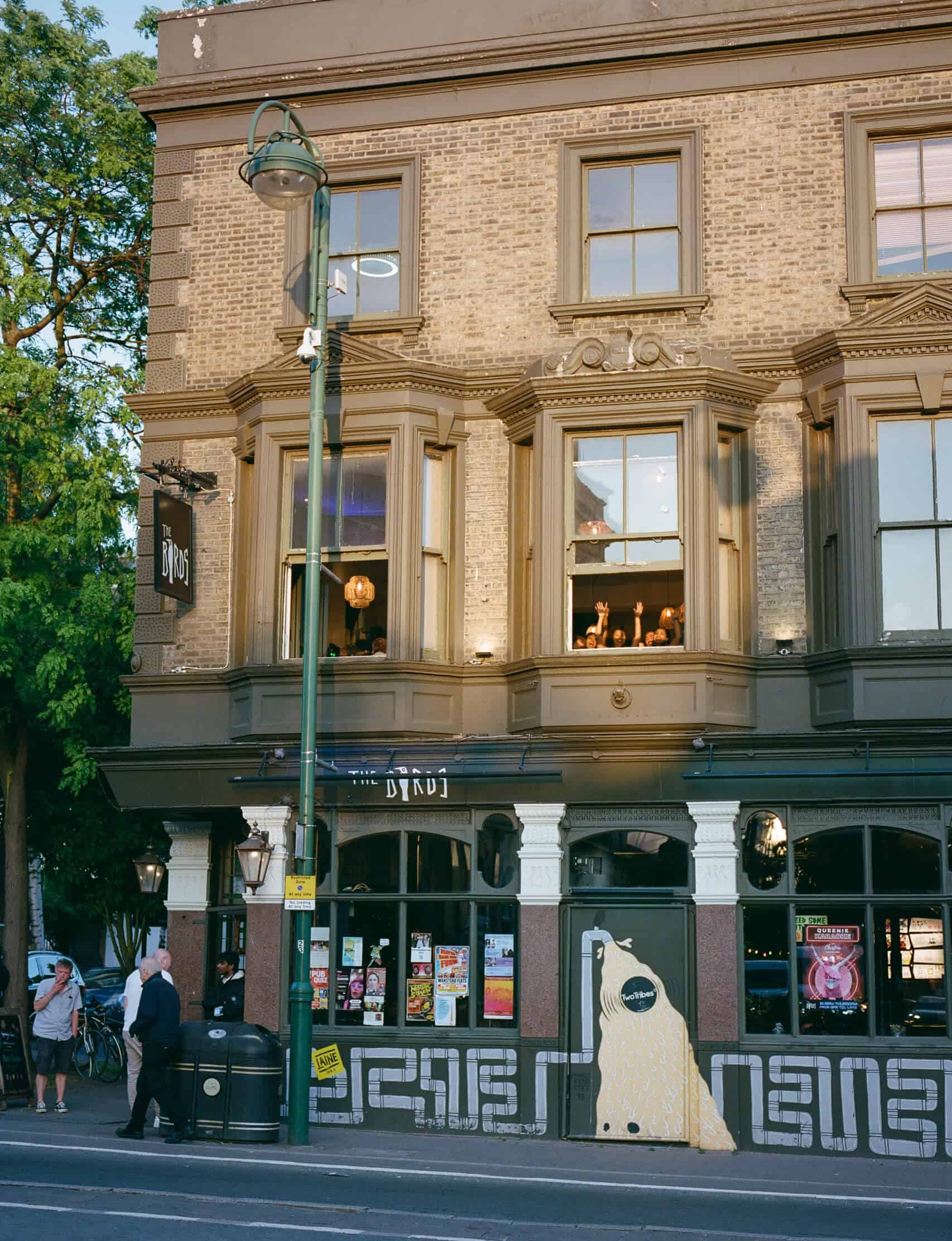 the birds leytonstone 35mm wedding